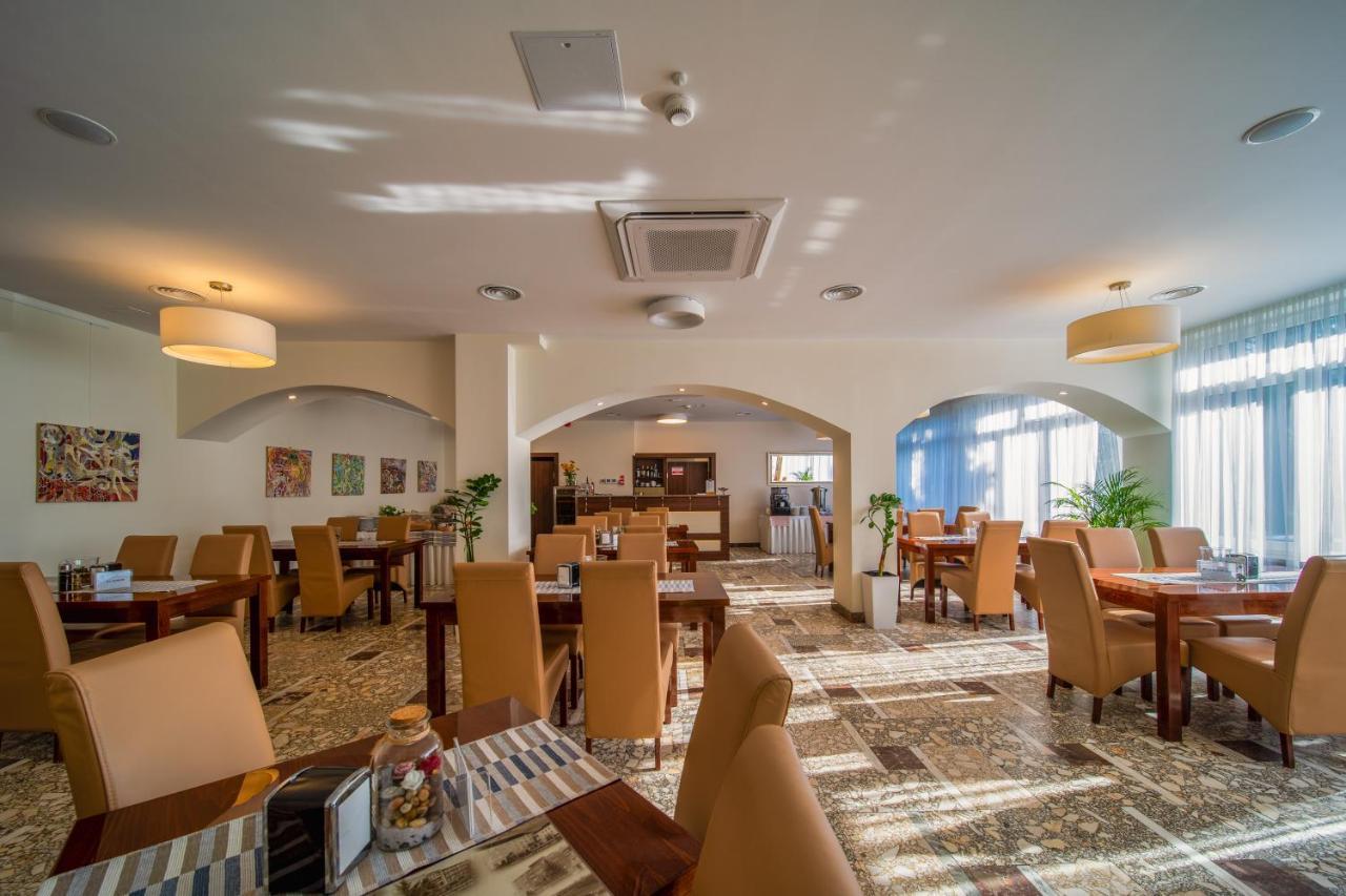 Hotel Gromada Medical Spa Буско-Здруй Экстерьер фото