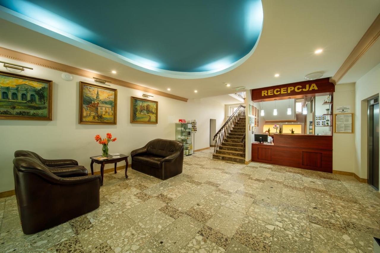 Hotel Gromada Medical Spa Буско-Здруй Экстерьер фото